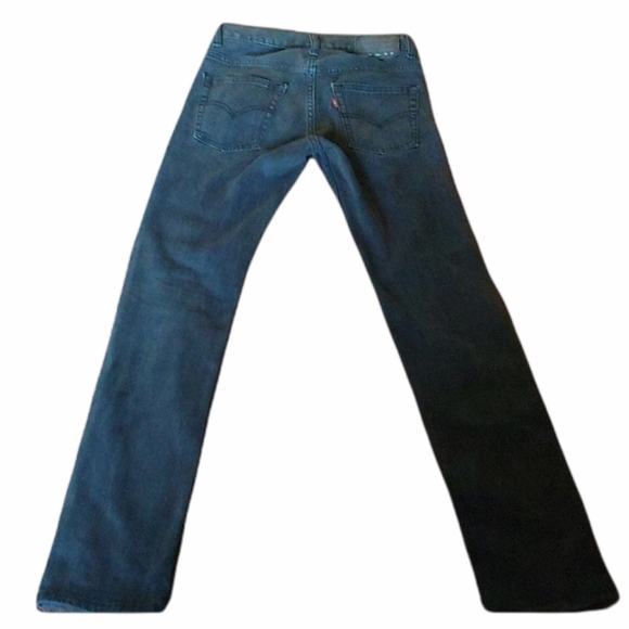 Levis - Picture 2 of 2